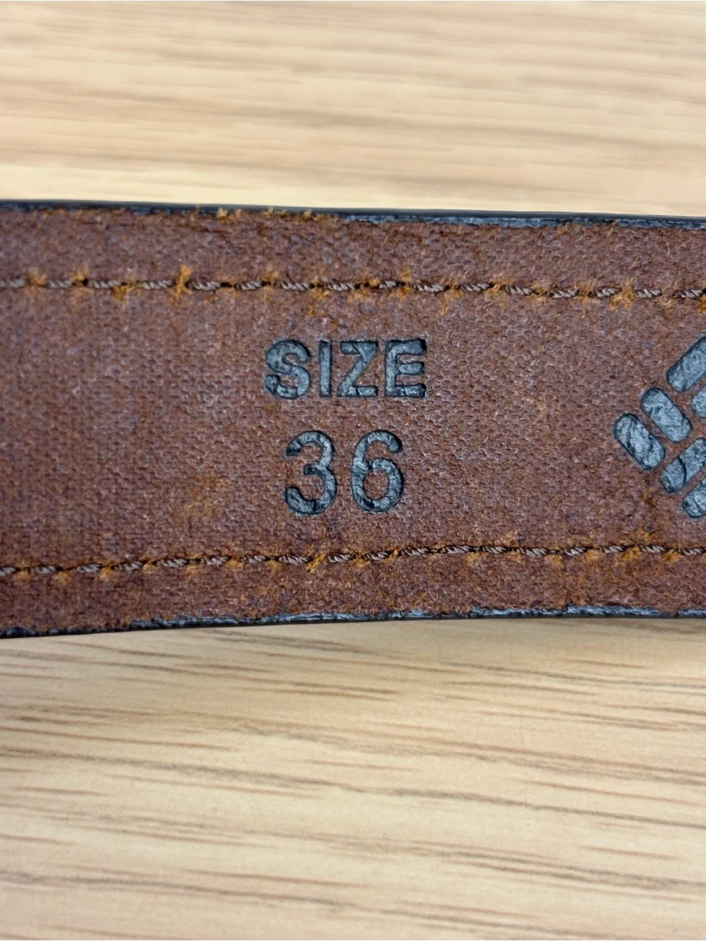 VTG Columbia Sportswear Colorful Southwestern/Aztec Woven Textile Inlay Belt